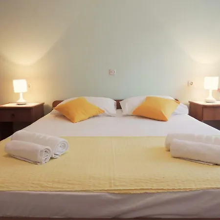 Apartments Jelena Pag Town Zewnętrze zdjęcie