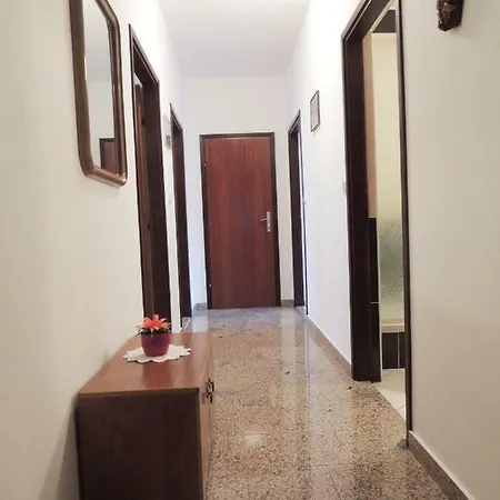 Apartments Jelena Pag Town Zewnętrze zdjęcie