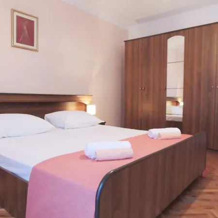 Apartments Jelena Pag Town Zewnętrze zdjęcie